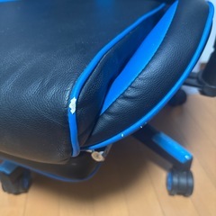 ゲーミングチェア　　GTRACINGの画像