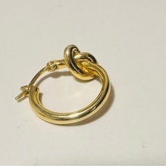 [ピアス]CELINE ノットスモールフープの画像