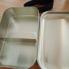 昭和レトロ　アルマイトお弁当箱の画像