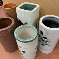 ★一つ 1000円★陶器・花瓶・傘立て・壺※商品の状態や寸法等は現物にてご確認ください。の画像