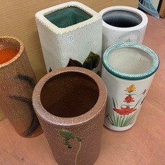 ★一つ 1000円★陶器・花瓶・傘立て・壺※商品の状態や寸法等は現物にてご確認ください。の画像