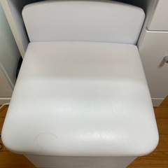 ライト付きドレッサーの画像