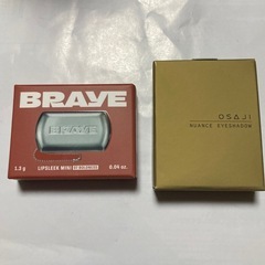 未使用　コスメまとめて (洗顔料・リップ・アイシャドウ)の画像