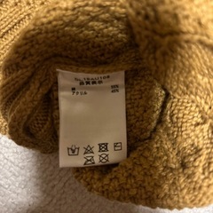 一度のみ使用　DILASH　130 茶のニットの画像