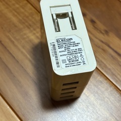USB 充電器  4ポートの画像