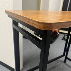 折りたたみデスクの画像