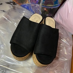 新品★ウェッジソール サンダルの画像