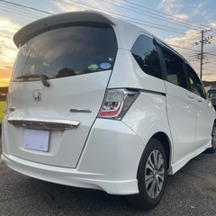 平成25年　フリードハイブリッド　Gジャストセレクション　ハーフレザー　両側パワースライド　純正ナビ　TV ETC バックカメラ　クルコンの画像