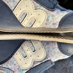 ベビーキッズ靴　シューズ　ニューバランス・ミキハウス・ホットビスケッツ14.0 イフミー13.5 の画像