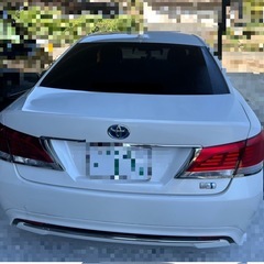 crown ロイヤルサルーンGハイブリッドクラウンの画像