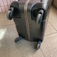 濃いグレースーツケース65.40.30の画像