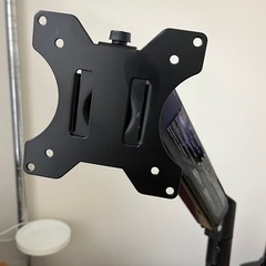 ErGear EGSSK4 デスクモニターアームの画像