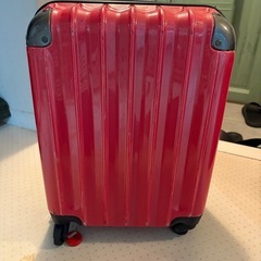 きゃりーけーキャリーケースの画像