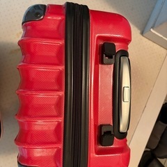 きゃりーけーキャリーケースの画像