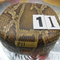 新品未使用 11.980円　沖縄三線専用蛇皮強化(二重張)型チーガと調弦チューナーセットの画像