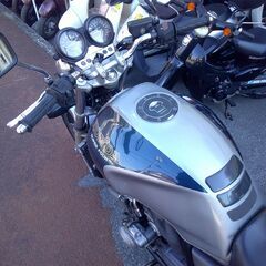 NO.5573　ＣＢ４００ＳＦ　水冷４サイクルＤＯＨＣ１６バルブ４気筒４００ｃｃ　シルバー＆ネイビー　☆彡の画像