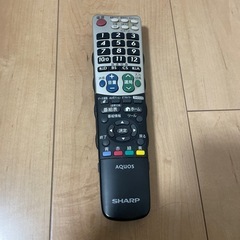 シャープ　液晶テレビ　LC-37DS3 リモコン付き　B-CASカードつき付きの画像