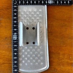 セーフティプレート　側溝の継ぎ目の穴ふさぎ　未使用品　の画像