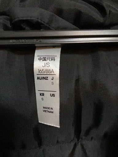 未使用品　adidas ベンチコート　サッカー　Ｓ　M