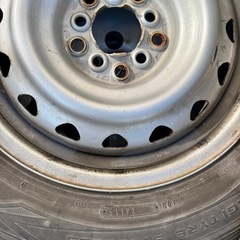 スタッドレスタイヤの画像