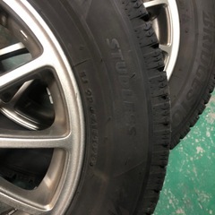 14インチスタッドレスタイヤの画像