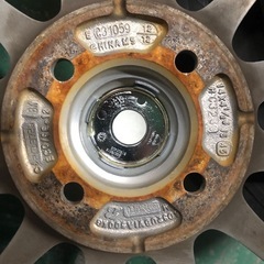 14インチスタッドレスタイヤの画像