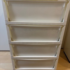 ＜美品＞チェスト 収納 タンス プラスチック ホワイト4段  の画像