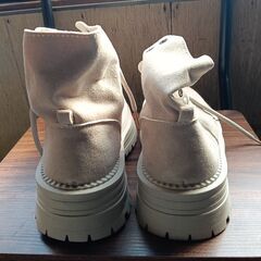 新品 23.5cm レディース ブーツ ホワイト 厚底 シューズ 普段着 識別番号:【B096-S】の画像