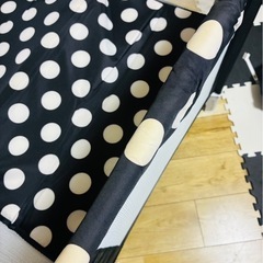 ベビーベッドの画像