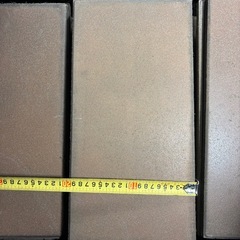 床タイル200×400 60枚程の画像