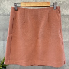 GU カラーミニスカート M ピンク 台形 くすみカラー 大人かわいい　無地の画像