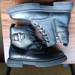 新品 23cm レディース ブーツ ブラック 厚底 シューズ 普段着 識別番号:(B098-S)の画像