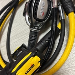 ⭐︎本日限定価格⭐︎
mares レギュレータ の画像