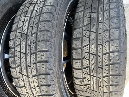 スタッドレスタイヤ　165\65R14 ホイールつき付き