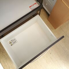 ニトリ コパン スリム レンジボード 横幅60㎝×奥行40cm×高さ180cm 2枚扉 (耐震ロック付き) スライドテーブル 引出し1個 コンセント3口 ブラウン キッチンボード 食器棚■近隣配送無料 買取帝国 朝霞店の画像