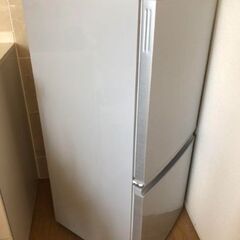 ⑨美品・どっちもドア・配送可◆安心の日本メーカーシャープ製137Lの画像