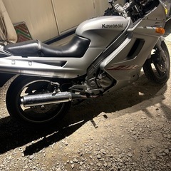 Kawasaki ZZR250 ETCと搭載の画像