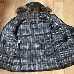 美品！Burberry ブラックレーベル迷彩色ダウンジャケットクリーニング済みの画像