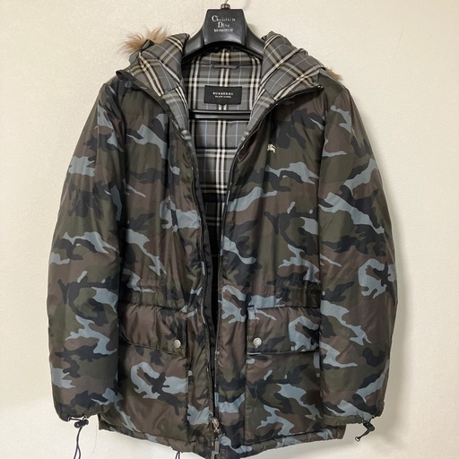 美品！Burberry ブラックレーベル迷彩色ダウンジャケットクリーニング済み