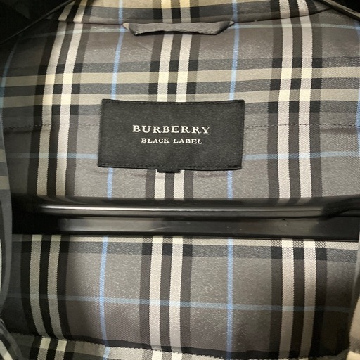 美品！Burberry ブラックレーベル迷彩色ダウンジャケットクリーニング済み