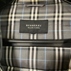 美品！Burberry ブラックレーベル迷彩色ダウンジャケットクリーニング済みの画像