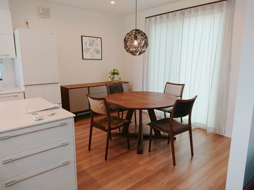 FUJIFURNITUREダイニングテーブル椅子4脚セット