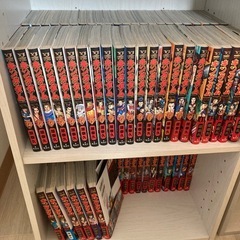 【16日まで限定価格】キングダム1巻〜72巻【本棚付き】の画像