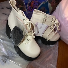 新品★厚底ブーツ ショートブーツの画像