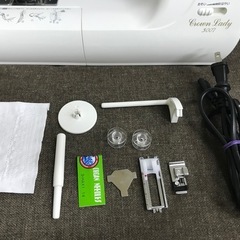 ★パワフルコンパクト★JANOMEミシンCrown Lady★整備済の画像