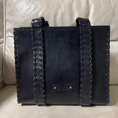 フォリフォリカバンの画像