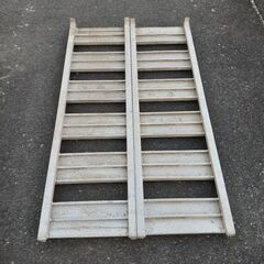 昭和アルミブリッジ　2本　約120cm×35ｃｍ×6ｃｍ 1.0t 組 歩み板　はしご　ラダー　重機　農機等 　ユンボの画像
