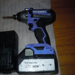コードレス　インパクトドライバー　美品の画像