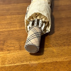 BURBERRY バーバリー 折り畳み傘 3段式 ベージュ系の画像