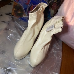 新品★厚底 ショートブーツ 白の画像